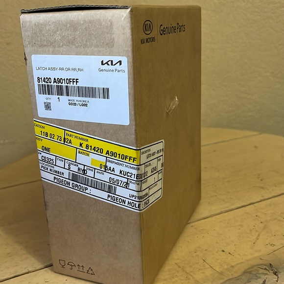 NEW OEM Rear Power Sliding Door Latch Right 81420A9010FFF for Kia Sedona 15-21 - Picture 2 of 8